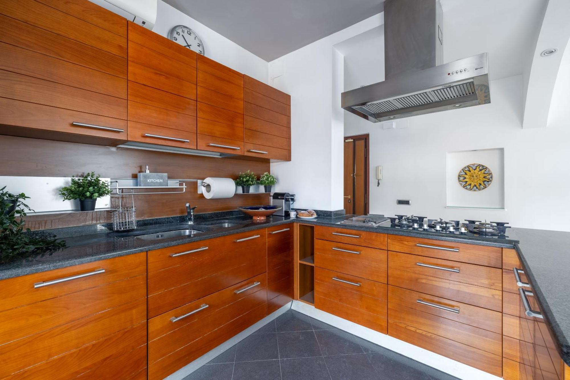 Eur Luxury For 4pp 2 Bedrooms * Rom