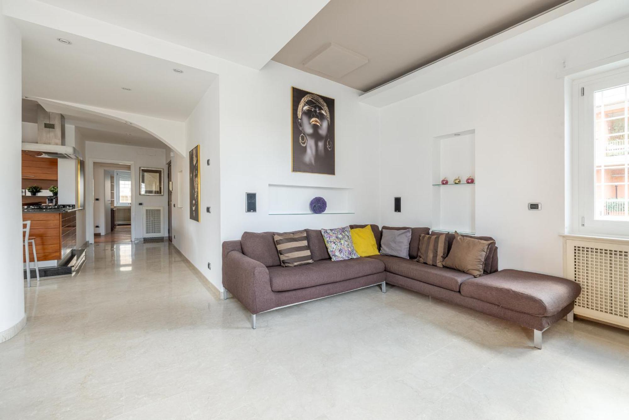 Eur Luxury For 4pp 2 Bedrooms Apartment